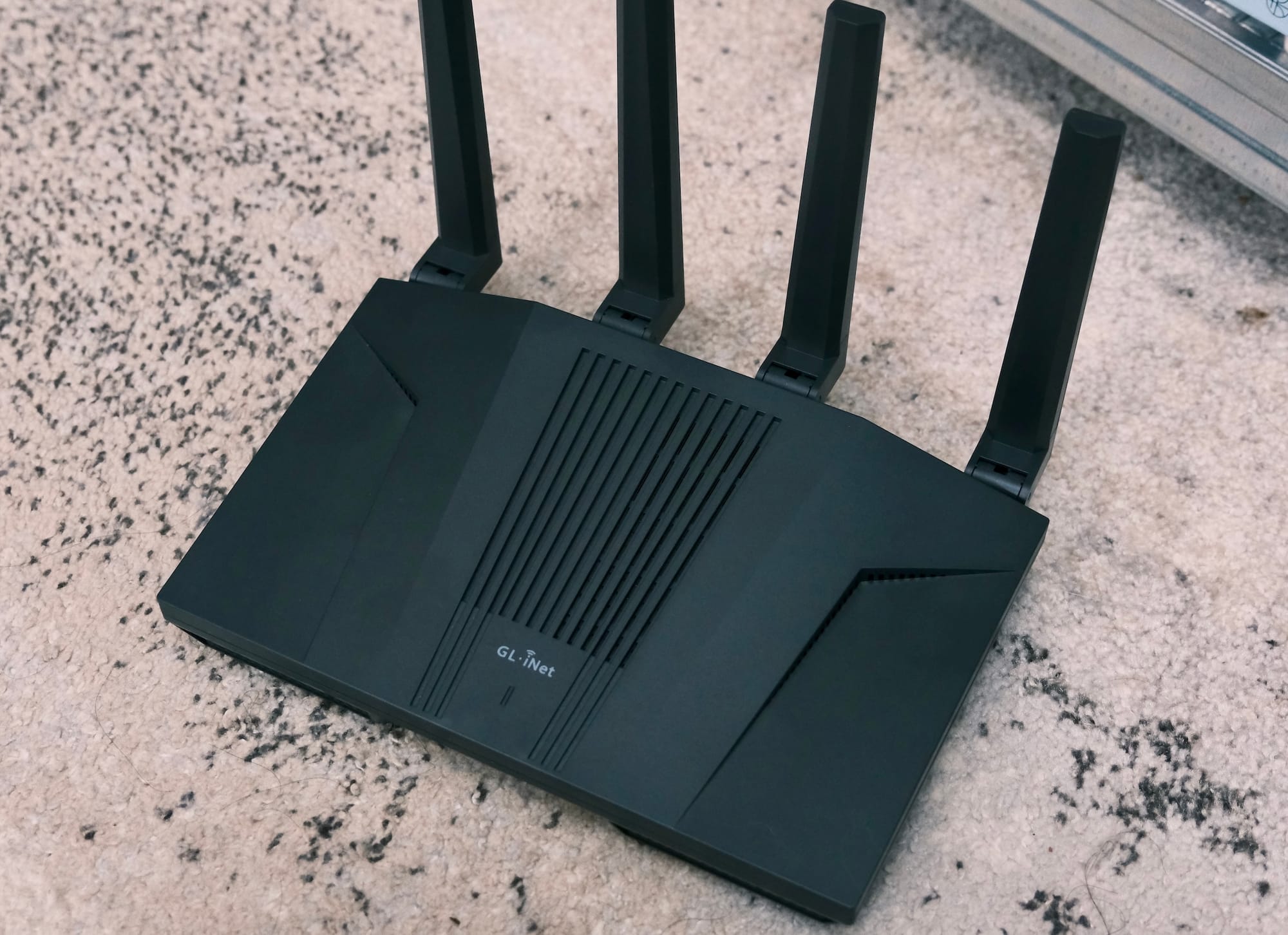 GL iNet MT6000 路由器